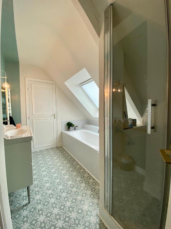L'HIRONDELLE - Maison au coeur des Châteaux Mosnes Extérieur photo